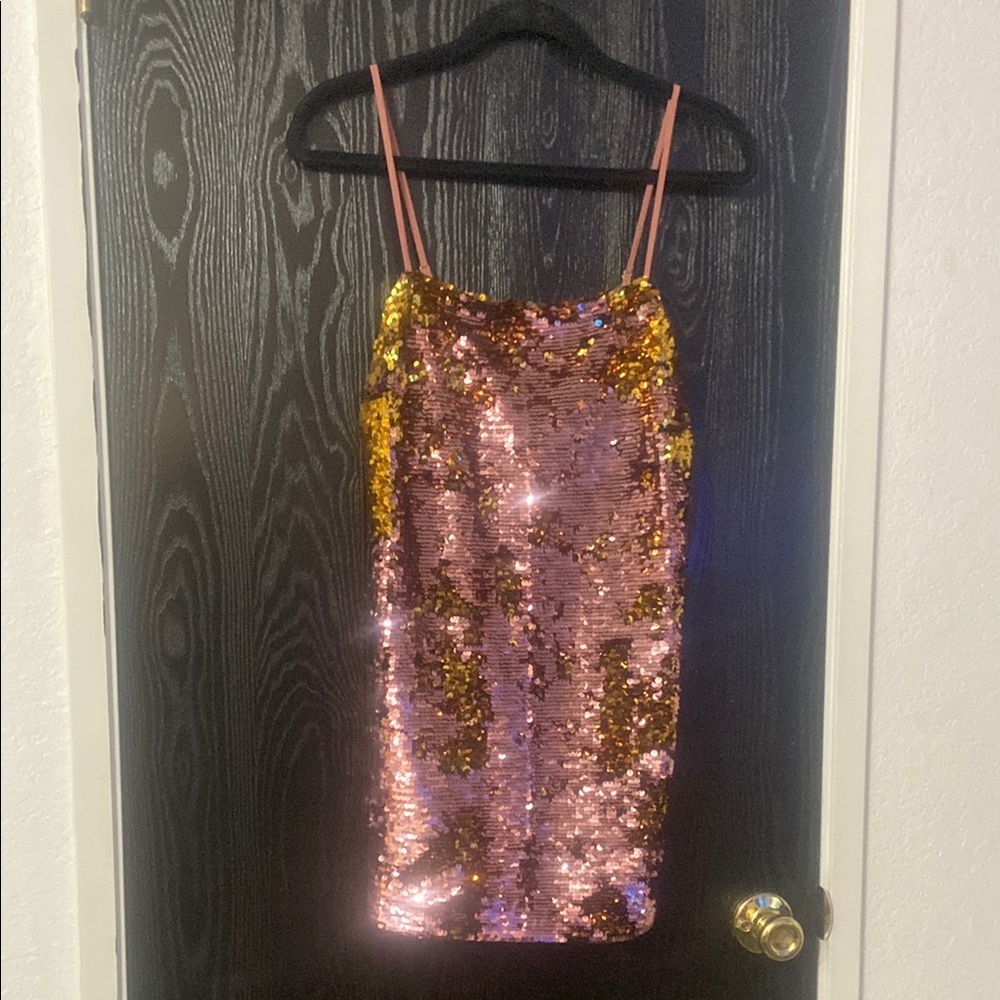 NWT For Love And Lemons Color Changing Short Sequin Dress Size Small
